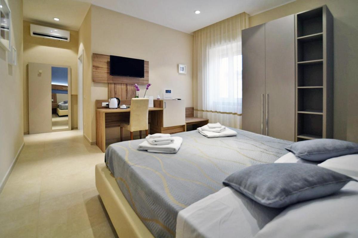 Astro Blu Bed & Breakfast Lecce Exterior photo